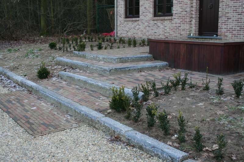 Trappen in gebouchardeerd graniet — foto 5