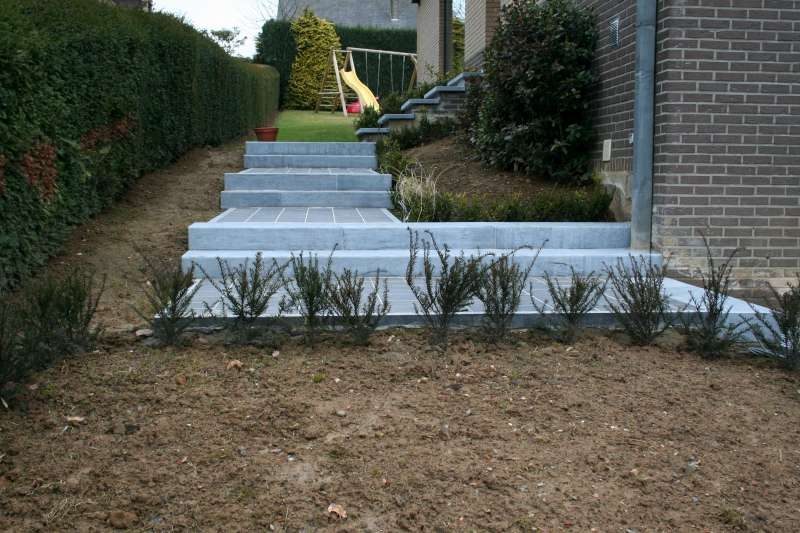 Trappen in gebouchardeerd graniet — foto 6